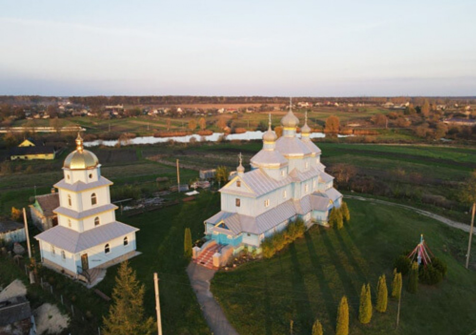 В Украине выбрали самое красивое село: кто стал победителем (ФОТО) село Старый Кривин Хмельницкой области