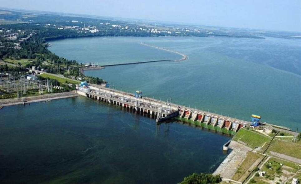 Нестачу вугілля та газу компенсуватимуть гідроелектростанціями: як уряд долатиме енергетичну кризу Гідроелектростанція