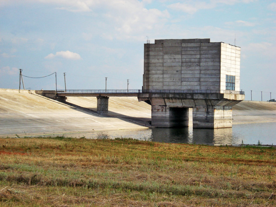 Фото: Краснопавлівське водосховище (Енциклопедія Сучасної України)