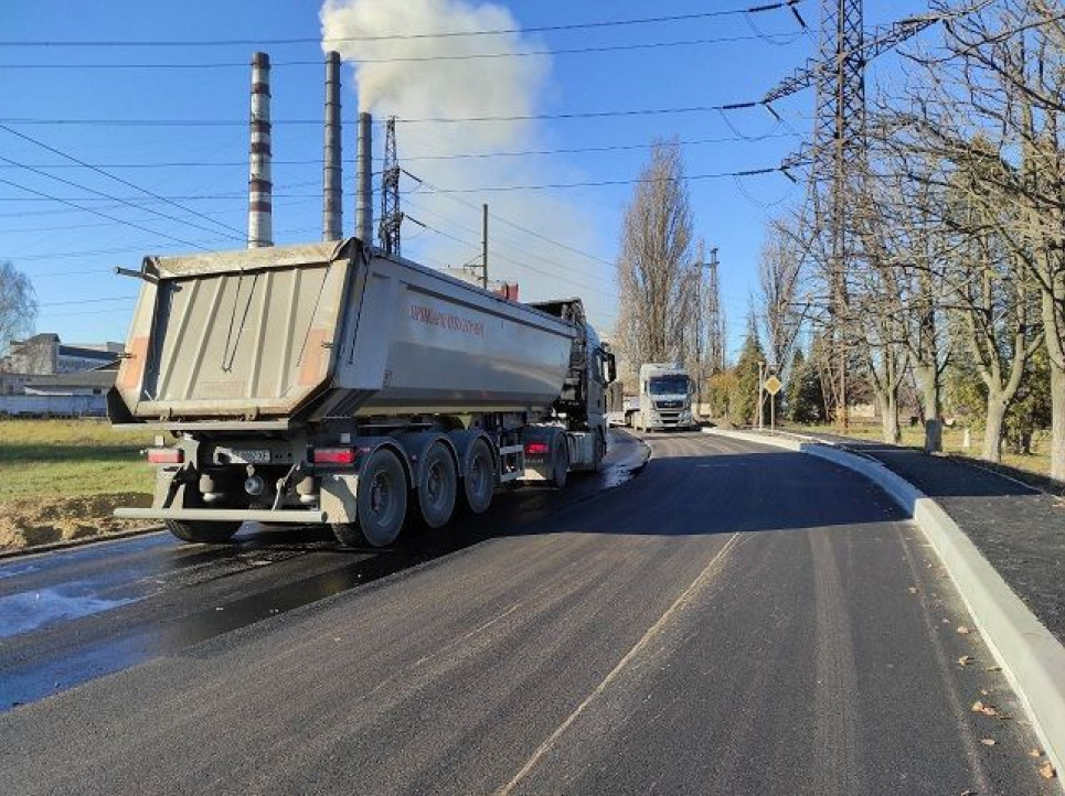В Україні побудували дорогу з використанням відходів вугільних станцій Дорога