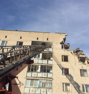 На Миколаївщині стався вибух газу у п'ятиповерхівці: зруйновано два поверхи (ФОТО) Всі фото: ДСНС Миколаївської області