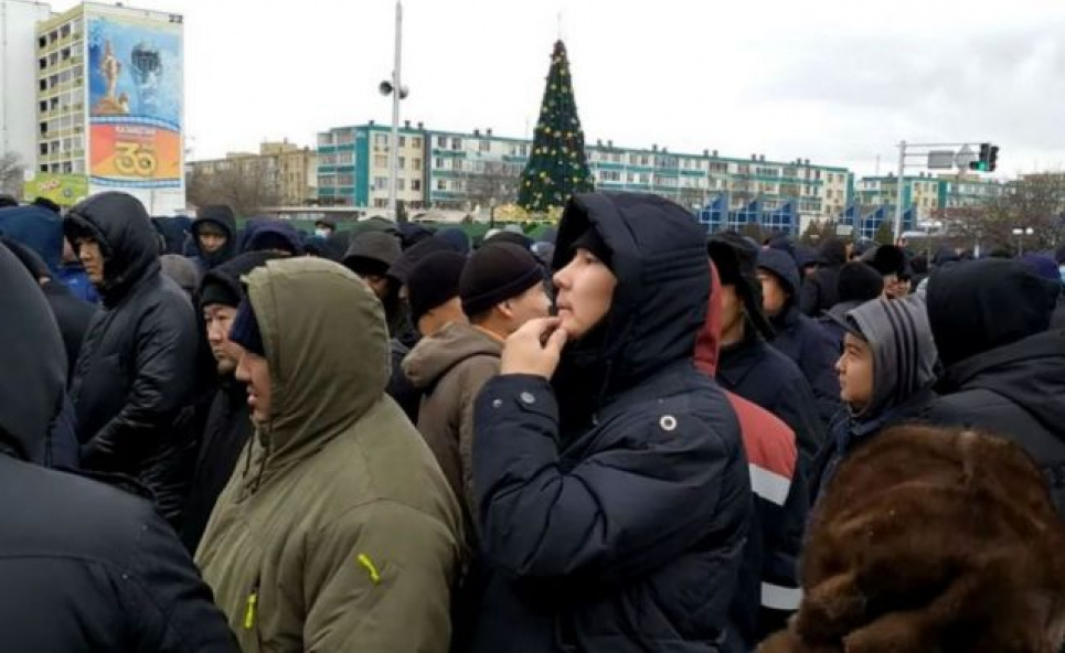 Массовые протесты в Казахстане: в Мангистау, Жанаозене и Актау люди вышли на улицы