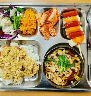 Міжнародний день шкільного харчування: реформи та реалії в Україні