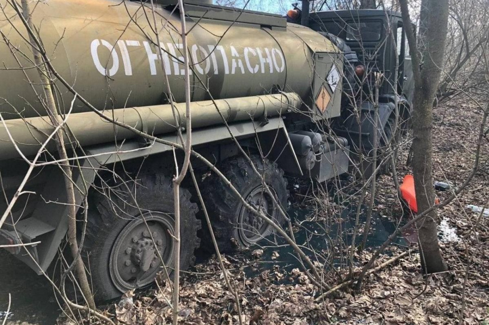 Токсична небезпека в місті Седнів: на заводі спалюють тіла окупантів
