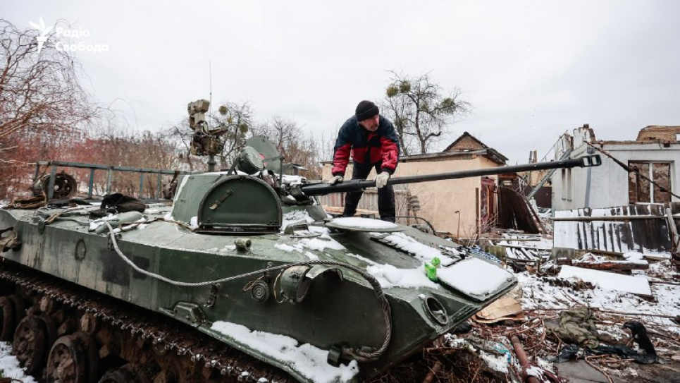 Російська армія вже втратила понад 11 тис людей та біля 300-т танків