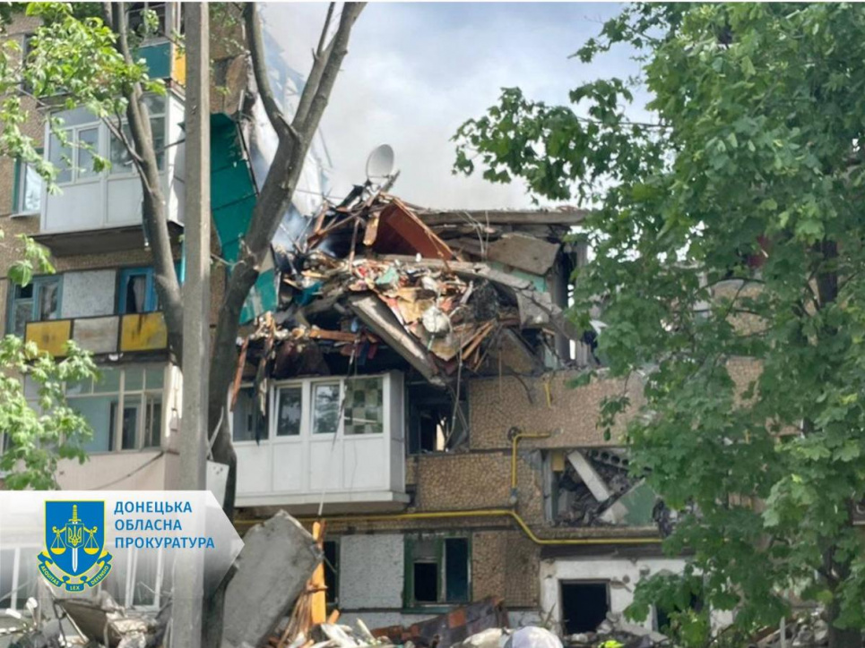 З-під завалів у Бахмуті дістали тіло 2-річної дитини
