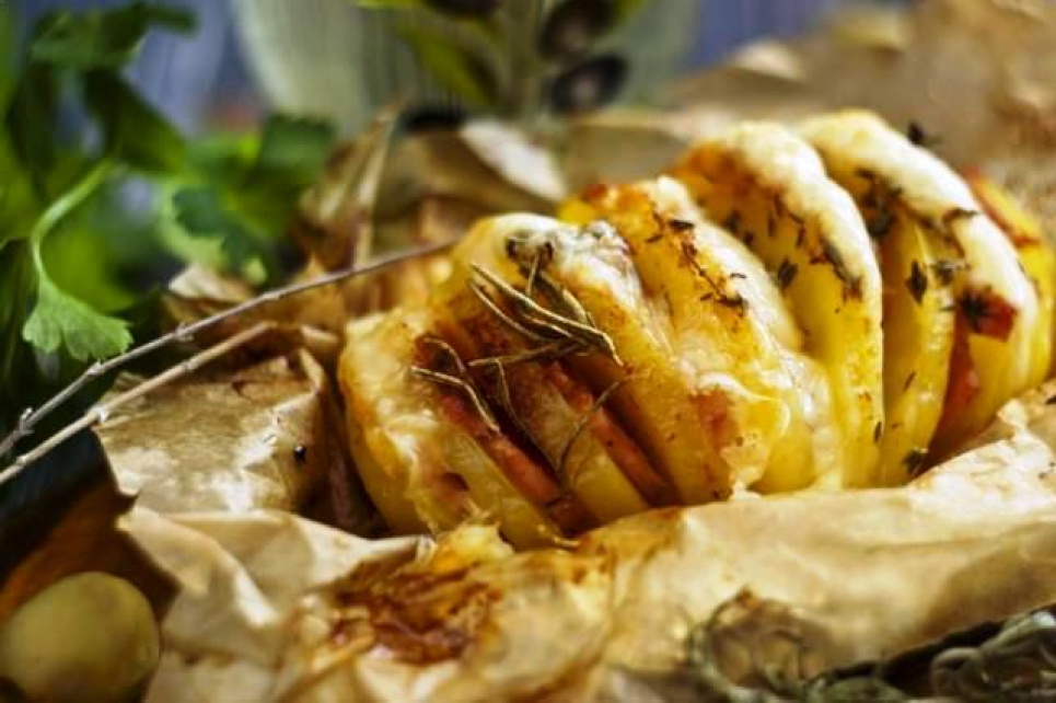 Вкусный картофель в духовке с салом с хрустящей корочкой за 20 минут Картофель в духовке Вкусный обед Рецепт приготовления