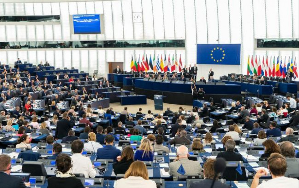 ЄС ухвалив резолюцію про статус кандидата ЄС для України