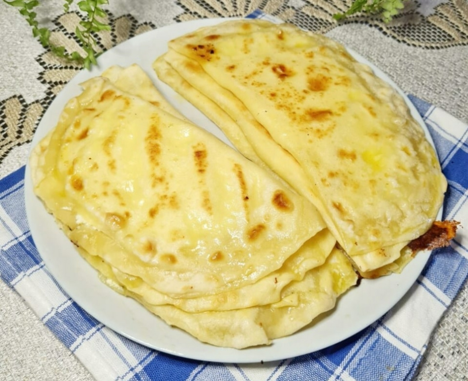 Прості коржики з сиром (ФОТО)