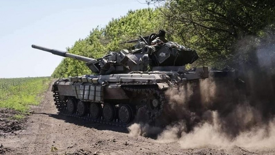 Названі збитки для природи України від одного російського танка