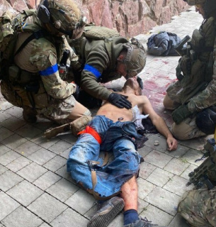 Вбивця 22-річної патрульної в Чернівцях помер після затримання(ФОТО)