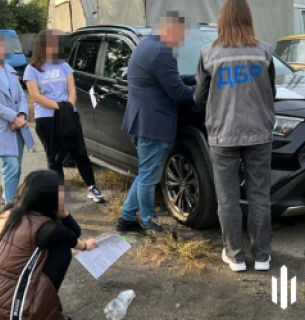 ДБР викрило у Дніпрі нарколабораторію з повним циклом виготовлення психотропного препарату метамфетамін