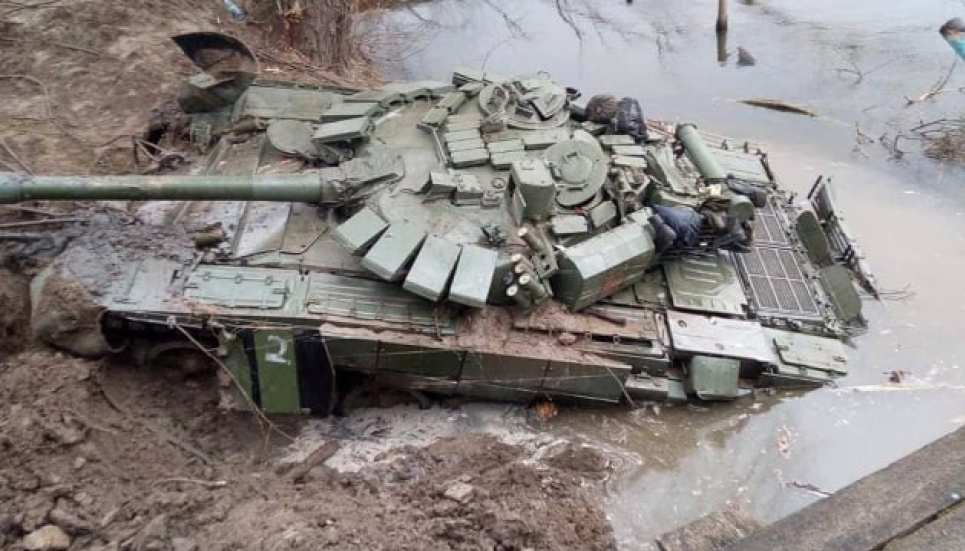 Росія втратила 130 танків та БТР за три тижні штурму Вугледару