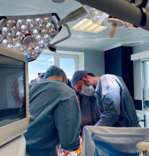 Кличко затвердив разові виплати медикам Києва