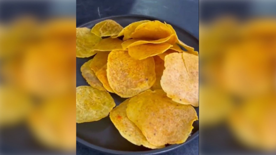 Чипси з картопляного пюре: простий рецепт у духовці