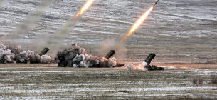 Стрільба важкої вогнеметної роти ТОС-1А «Солнцепек». Фото: Vitaly V. Kuzmin — CC BY-SA 4.0