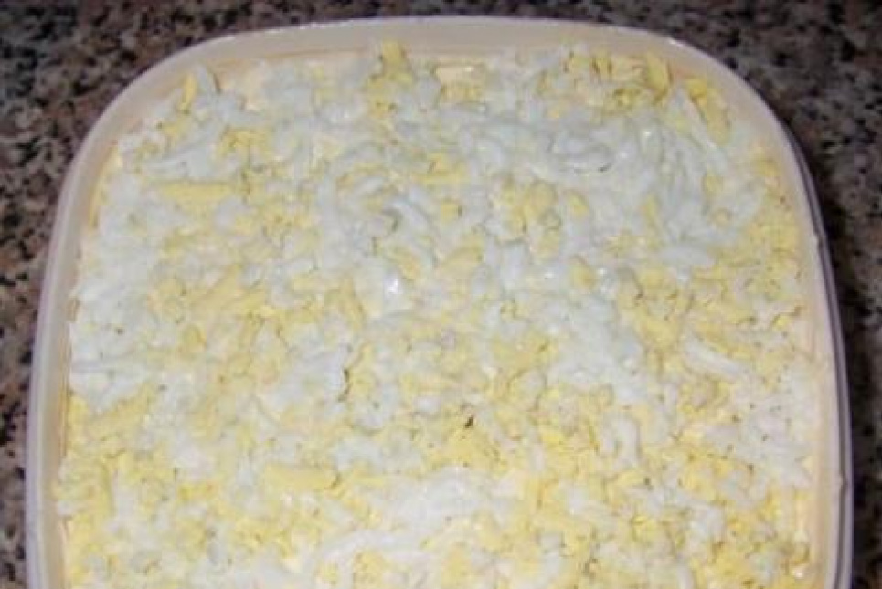 Здивуйте рідних: ніжний салат із крекером