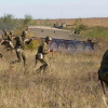 Навчальна атака придністровських мотострільців у супроводі БТРГ-127 «Джміль» — бронетранспортера, переробленого з мінного загороджувача ГМЗ-3. Фото: oryxspioenkop.com