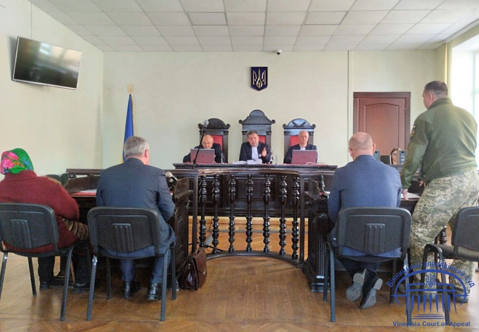 Майже півмільйона грн компенсації виплатять вінничанці за забутий хірургічний інструмент у тілі