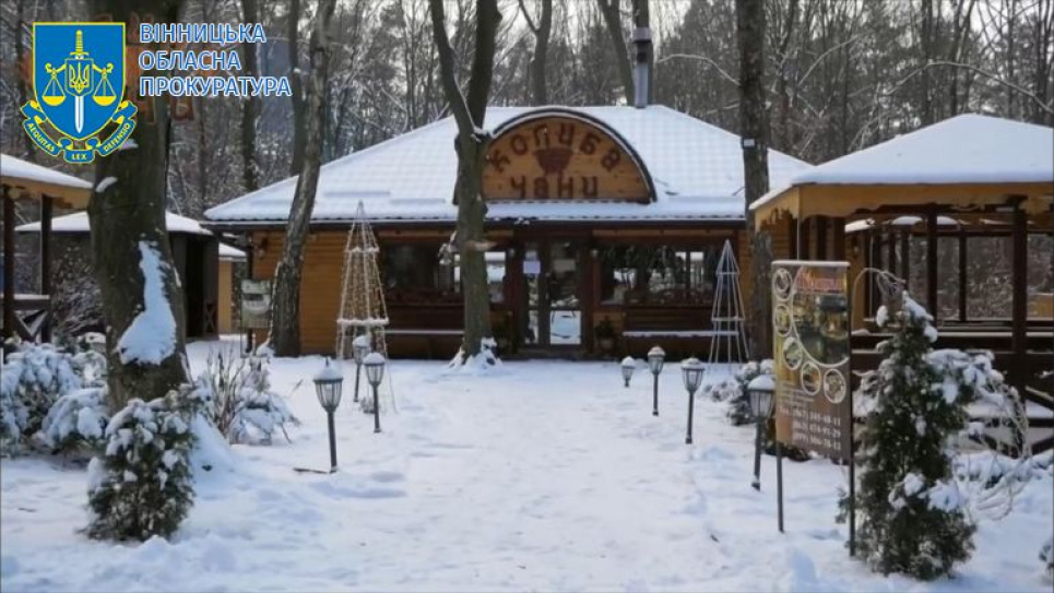 За самовільно зайняті землі та будівництво на них чанів та басейнів, судитимуть вінницьку підприємицю (ФОТО)