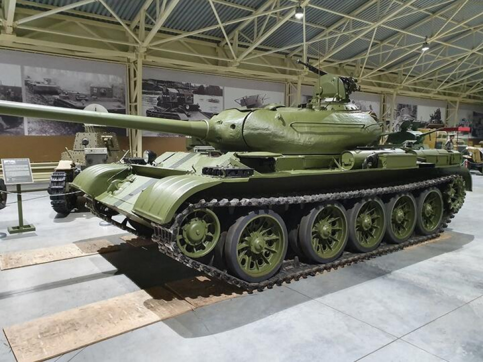 Танк Т-54 зразка 1946 року в музеї. Фото: Музей вітчизняної військової історії, CC BY-SA 4.0, commons.wikimedia.org