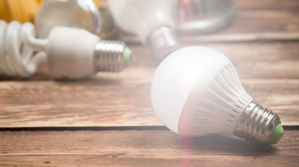 Обмін лампочок на LED: українців попередили про зміни у програмі уже за три тижні