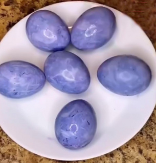 Госпродпотребслужба напоминает о правилах употребления яиц, чтобы праздник не закончился отравлением