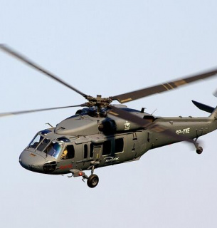 UH-60 Black Hawk у польоті. Фото: Jakub Hałun, CC BY-SA 4.0, commons.wikimedia.org