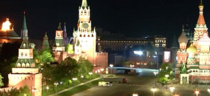 За інформацією російських ЗМІ, у кадрі зображено вибух біля купола Сенатського палацу в Кремлі, що стався в ніч проти 3 травня 2023 року. Фото: скріншот відео ТВЦ