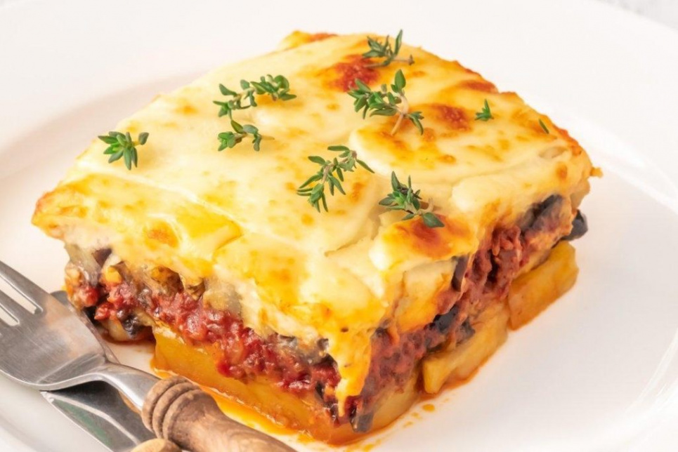 Грецький кулінарний шедевр – мусака, страва для любителів