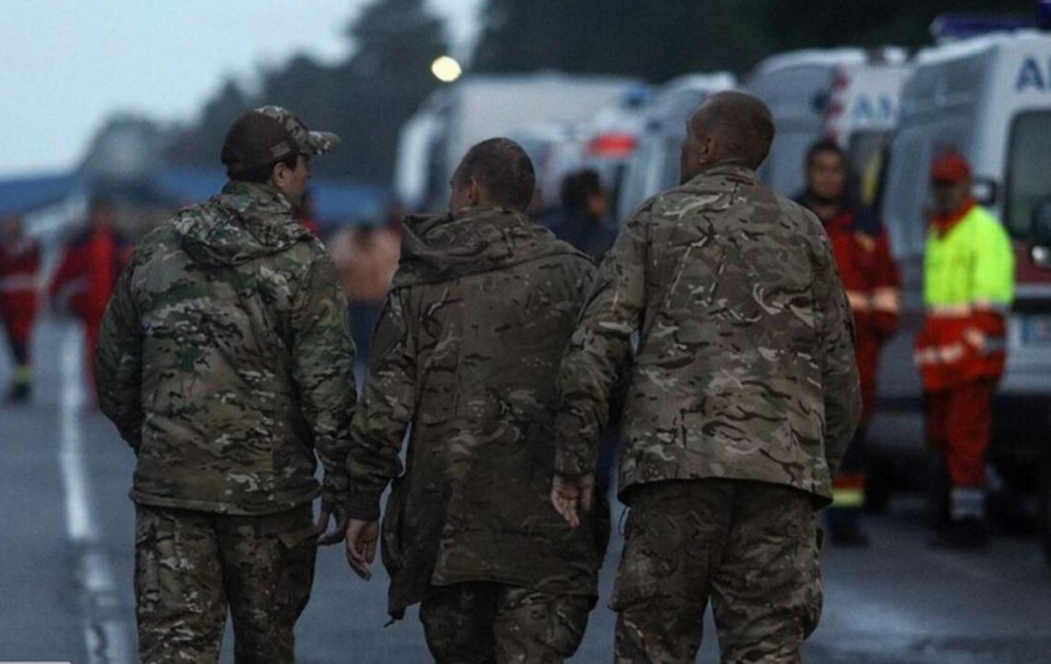 В Україну повернулося ще 106 полонених — ОП