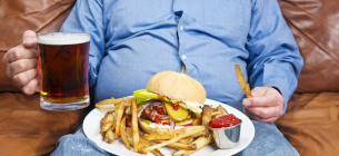 Вживання алкоголю призводить до ожиріння зайва вага