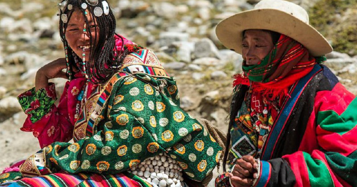 лаос национальная одежда. народы горных районов. вьетнам вьеты. вьетнам народ. вьетнам народ.