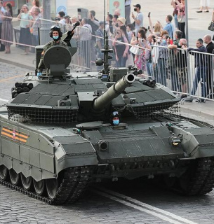 Т-90М на параді у Москві