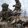 Військовослужбовці ЗСУ з безпілотником. Фото: facebook/GeneralStaff.ua
