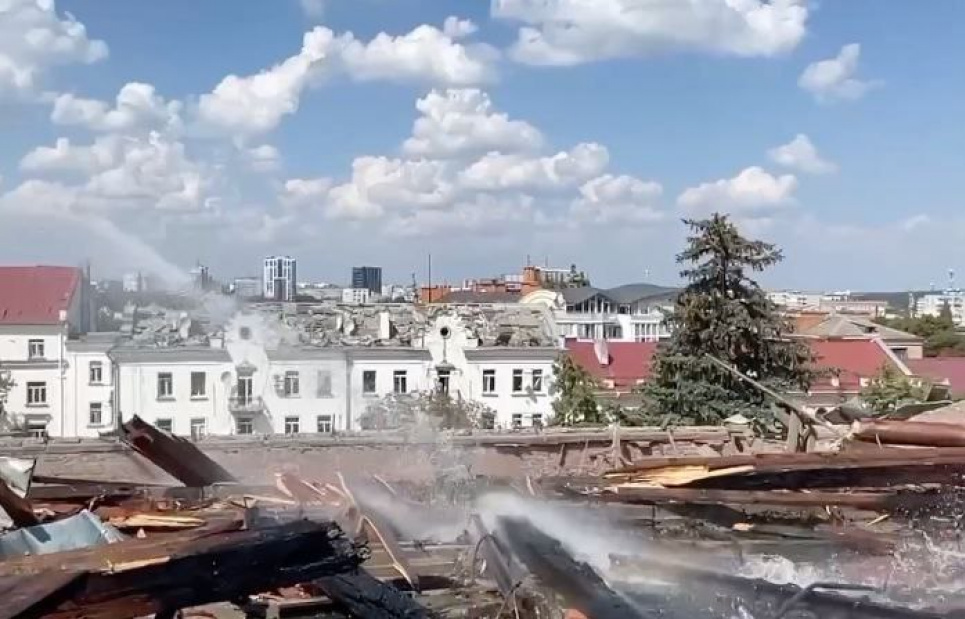 Війська РФ обстріляли з артилерії прикордонне село Чернігівщини, є поранений