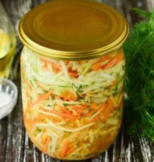 Кабачки по-корейськи на зиму: простий рецепт салату, якого завжди мало