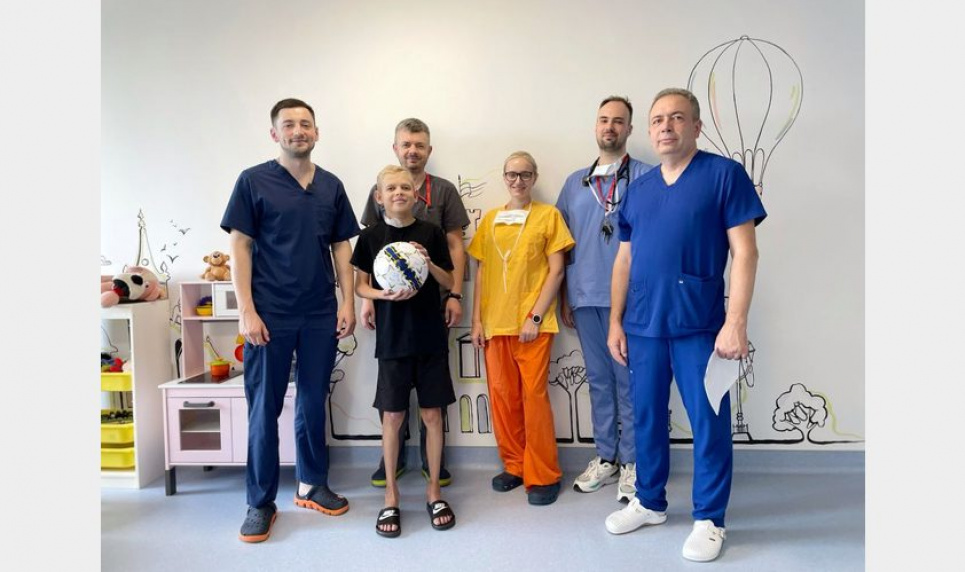 Донором для сина став рідний батько: львівські медики пересадили нирку 15-річному підлітку