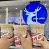 Luckin Coffee об’єднується з Kweichow Moutai, готуючи культову ароматизовану каву. [Фото/VCG]