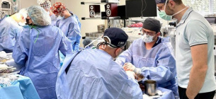 Трансплантація нирки в Києві Гемодіаліз Донорський орган від мами