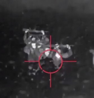 Росіяни поширюють відео з нібито українськими воїнами, які здаються у полон: ось чому це дешевий фейк