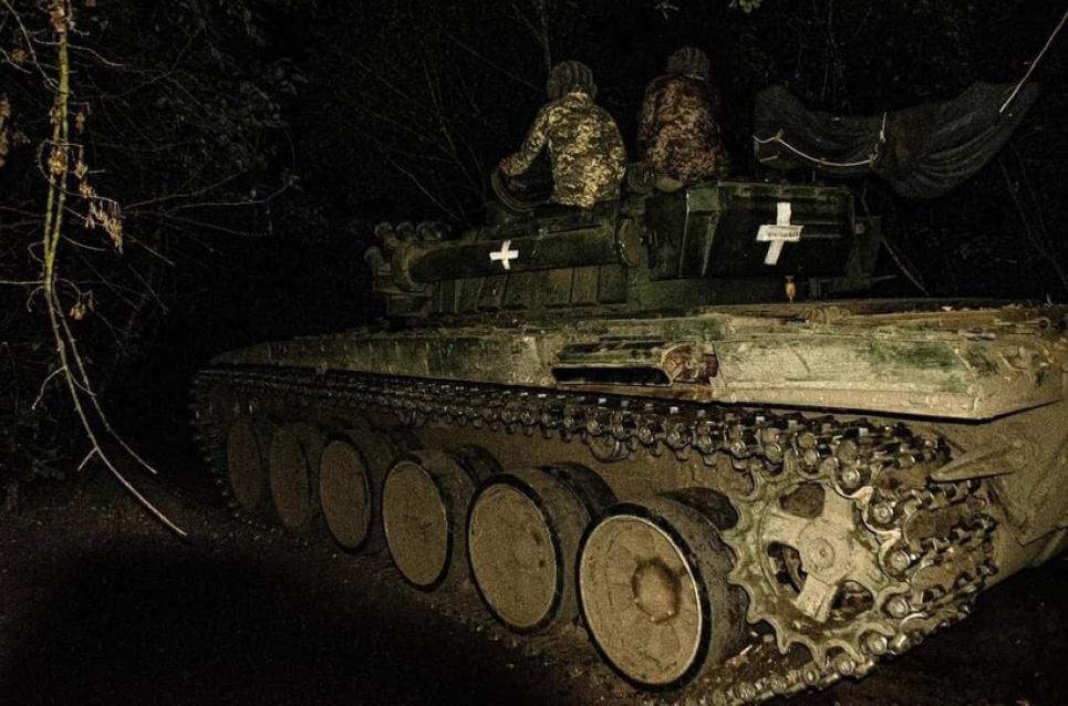 Росіяни називають ділянку під Новопрокопівкою «Трикутником смерті» — Том Купер Танк T-72 у складі ЗСУ: напевно, «десь на півдні Запорізької області», приблизно 28 вересня.