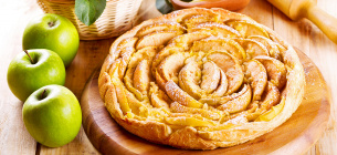 Простий рецепт яблучного пирог з італійської кухні