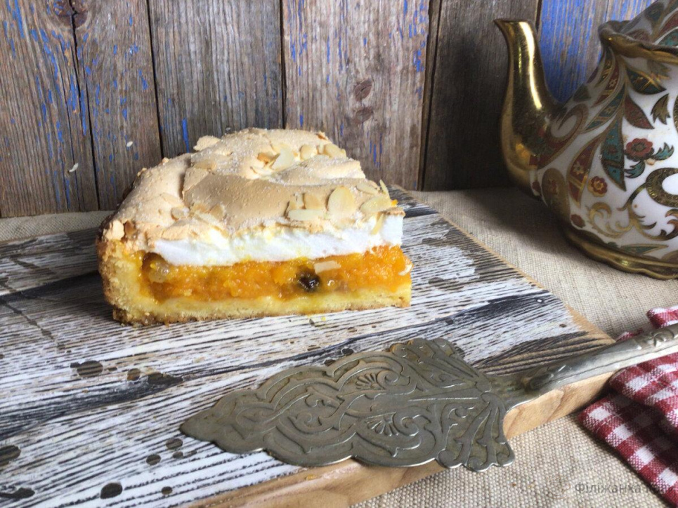 Вкусный тыквенный пирог с сахарной меренгой: такого вы точно не пробовали Вкусный тыквенный пирог с сахарной меренгой рецепт