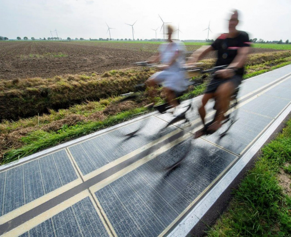В Нідерландах вкладають велодоріжки, які виробляють сонячну енергію