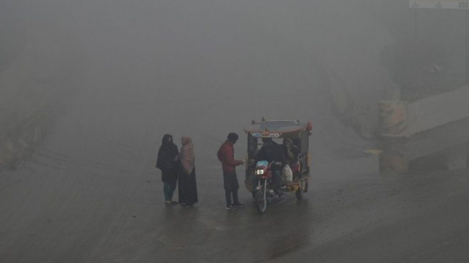 Искусственный дождь для борьбы со смогом впервые использовали в Пакистане