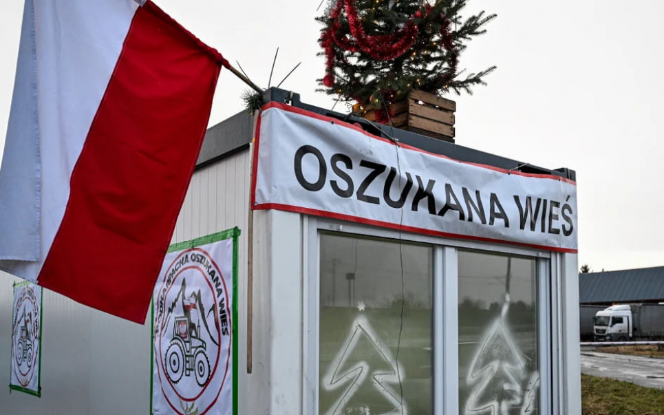 Польський уряд піде на умови фермерів задля розблокуваня кордону з Україною