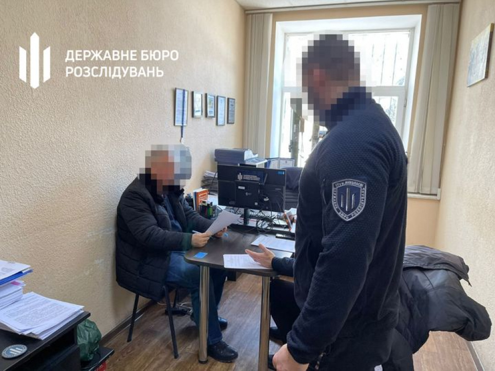 Збитки екології на 145 млн грн: ДБР викрило незаконну вирубку дерев у Нацпарку на Одещині ДБР викрило незаконну вирубку дерев у Нацпарку на Одещині
Фото: Державне бюро розслідувань