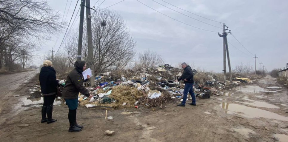 В Одесі шукають власника несанкціонованого сміттєзвалища