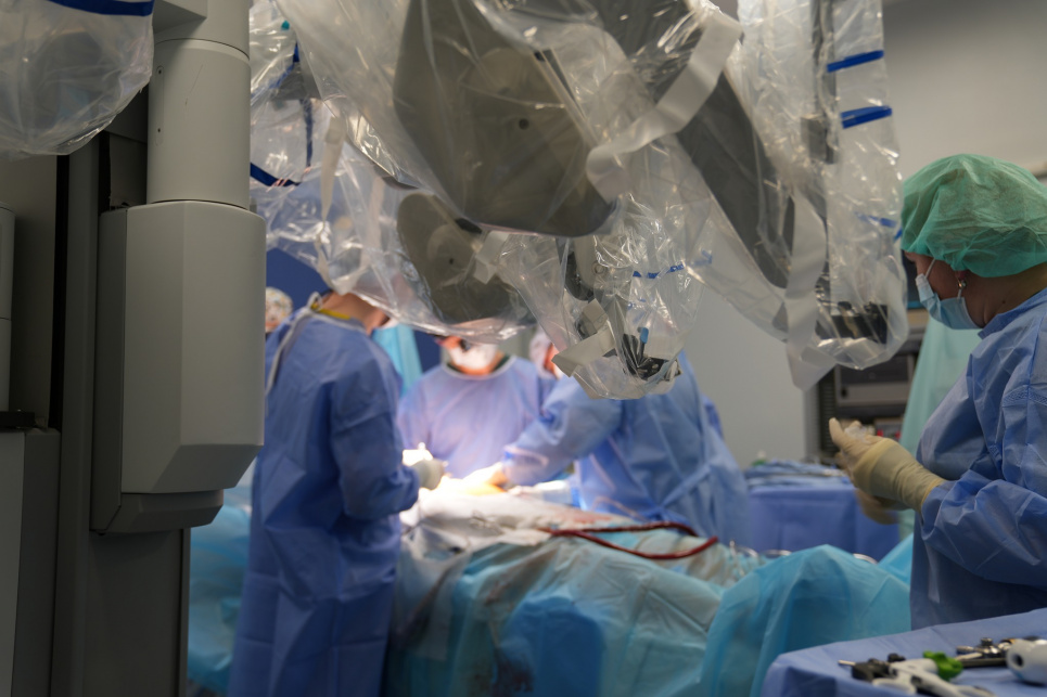 Робот Da Vinci Операции на сердце Уникальная операция